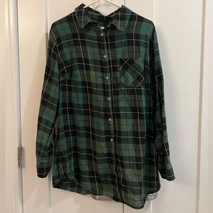 Size 1X Ava & Viv: Green Flannel Button Down